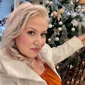 Meet your Posher, Araceli